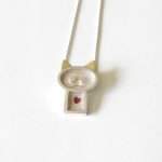 Necklace - Maurice is a gentil robot
