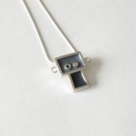 Necklace sterling silver Gentil robot in gray