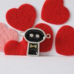 Gentil robot est marié, sterling silver and resin pendant , no.307b